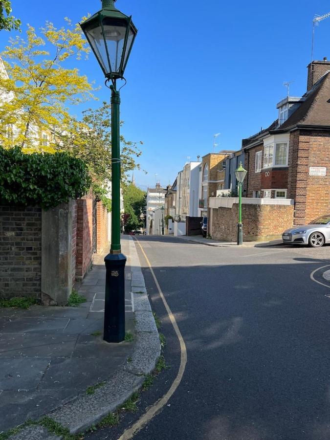 Serene Townhouse With Parking Λονδίνο Εξωτερικό φωτογραφία