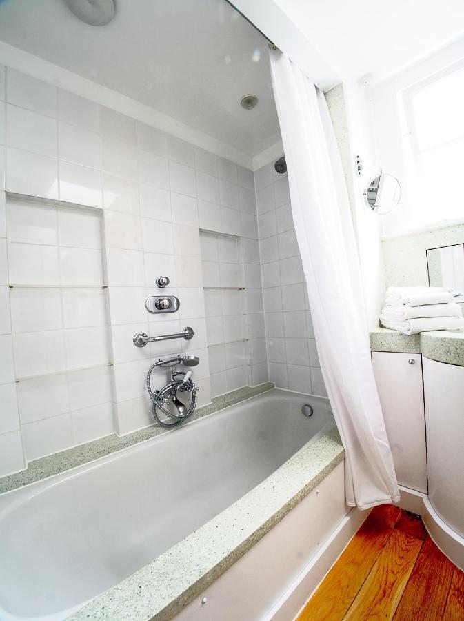 Serene Townhouse With Parking Λονδίνο Εξωτερικό φωτογραφία